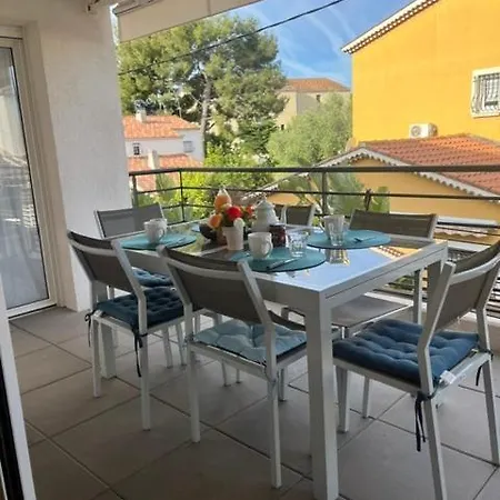 T3 Avec Parking Proche Du Port Διαμέρισμα Sanary-sur-Mer
